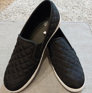 Mossimo Quilted Slip On Sneakers
